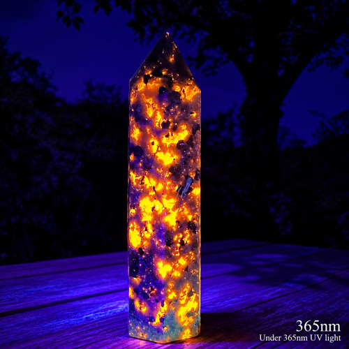 Natural yooperlite glowing - yooperlite,